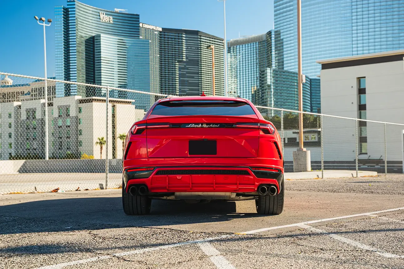 Urus Red - View 7