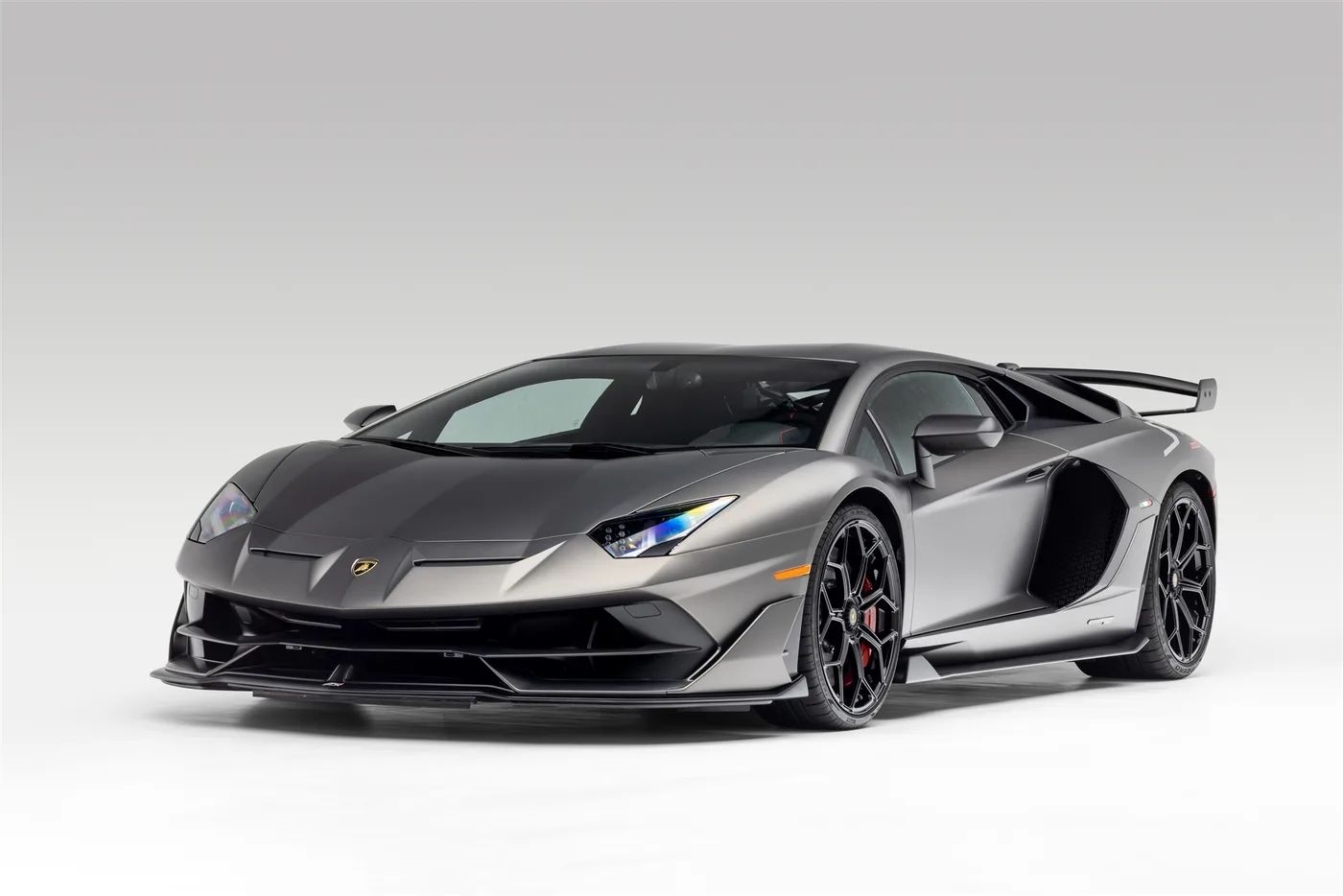 2020 Lamborghini Aventador SVJ - View 2