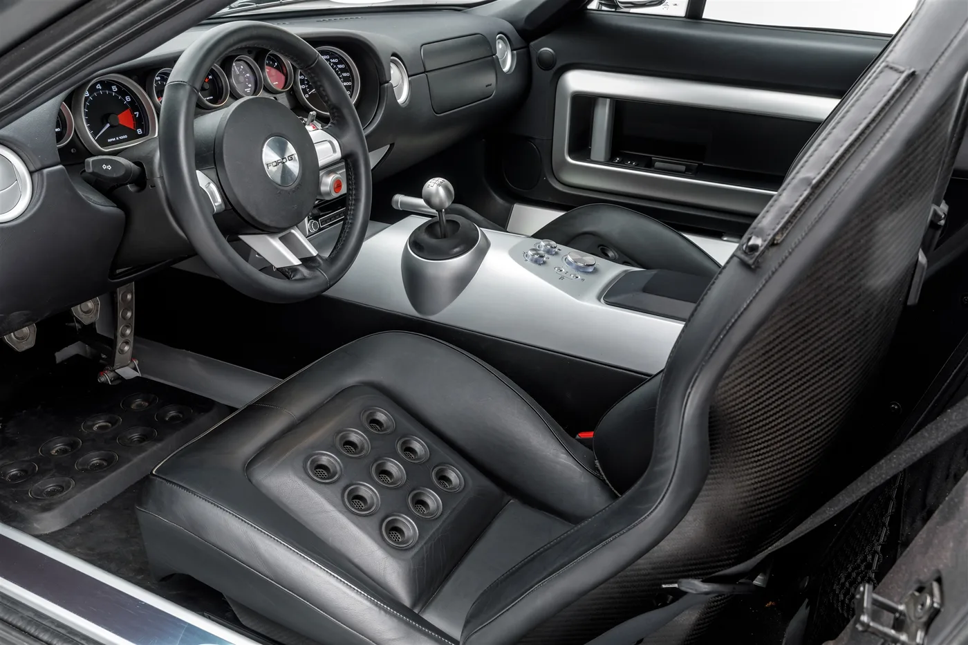 2006 Ford GT Base S/C - View 10