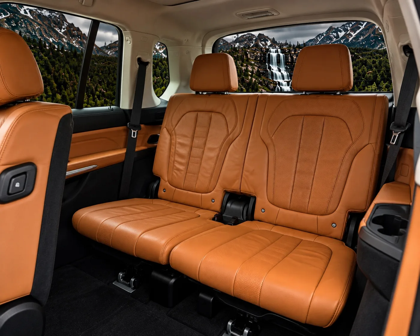 BMW X7 xDrive (Satin Black) - View 9
