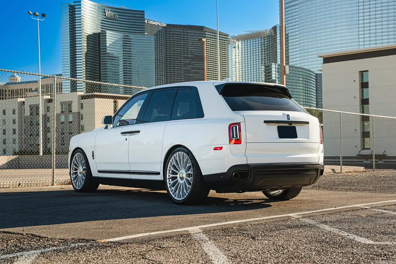 White Rolls Royce Black Badge - View 6