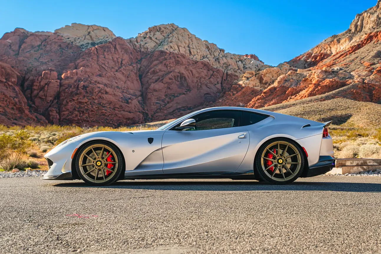 812 Superfast - View 4
