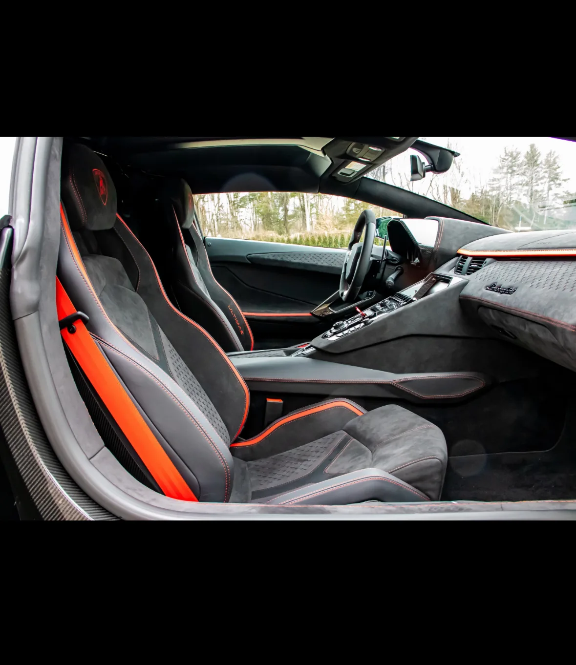 2022 Lamborghini Aventador Ultimae Roadster - View 6