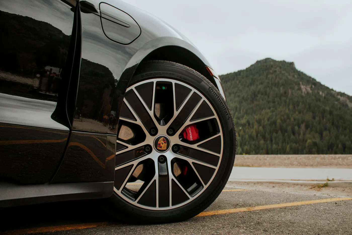 Porsche Taycan 4S - View 9