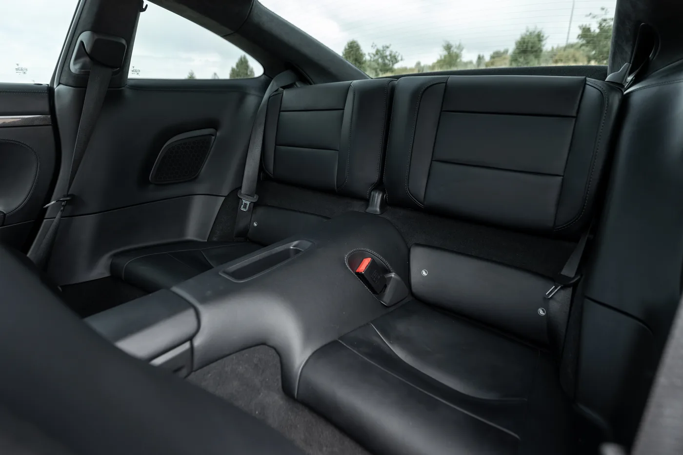 Porsche 911 Turbo S - View 8