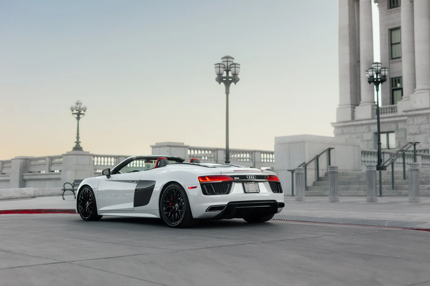Audi R8 - View 2