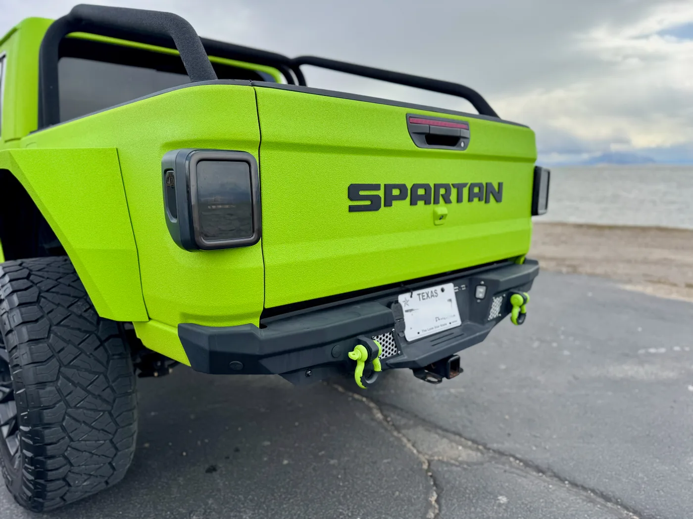Jeep Gladiator Spartan - View 3